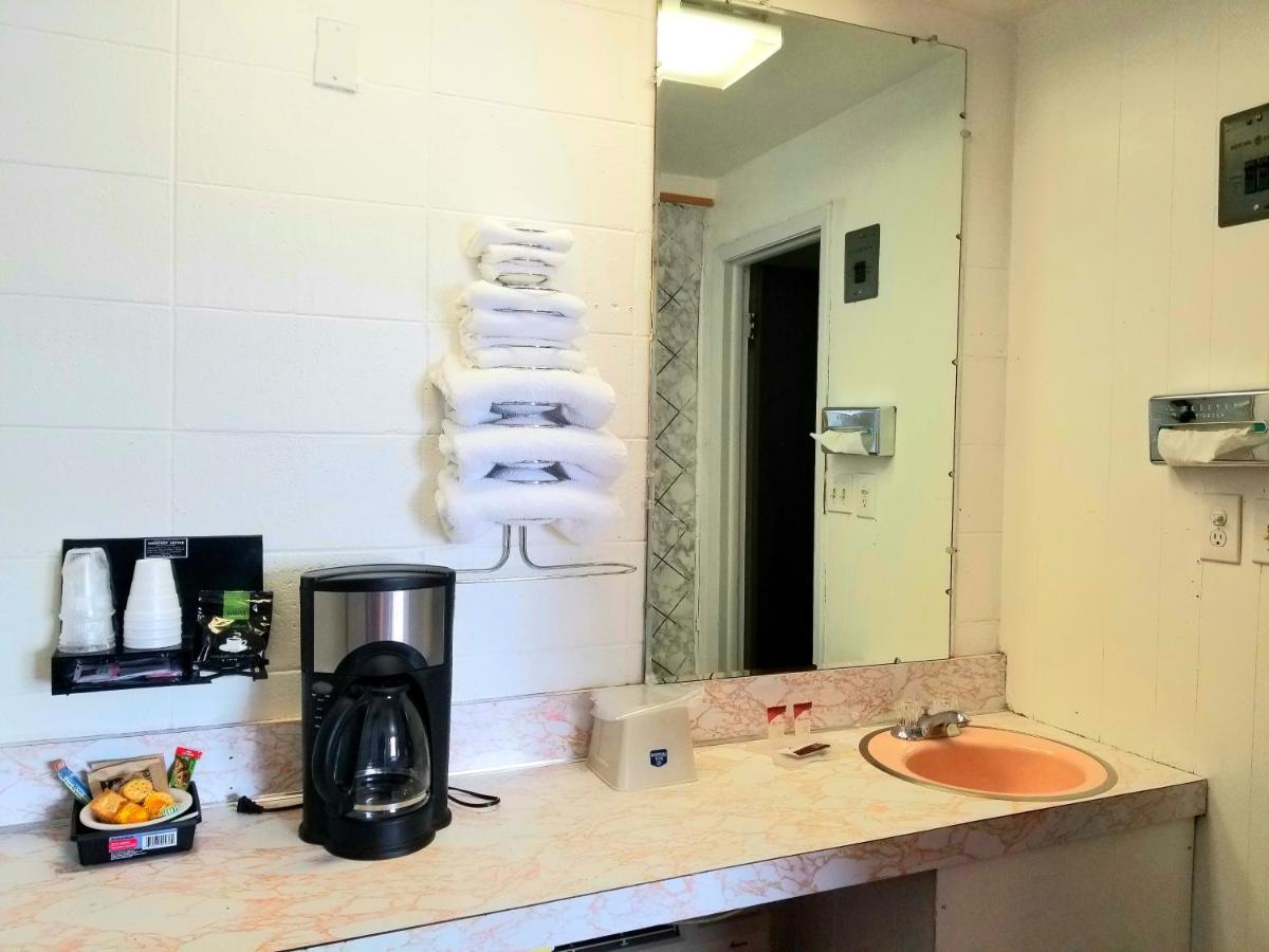 Town House Motor Inn Worland Екстериор снимка
